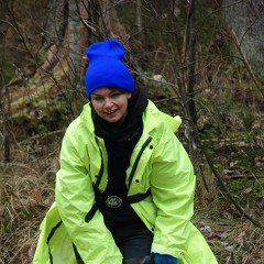 Adventureinwellies: Neon muddy raincoat