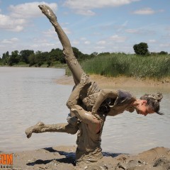 FOXY: Duo dancer in deep mud