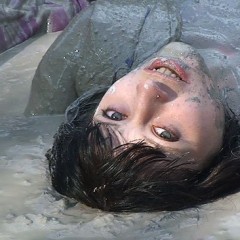 FOXY: Mudfight and mudplay
