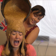 CandyCustard: Maria, Brandi and Honour compete in epic messy cake contest