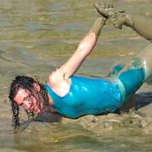 FOXY: Videos in deep mud with Marion