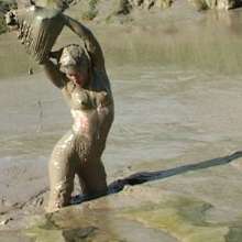 FOXY: Videos in deep mud with Marion