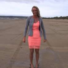 LisaMoomin: Lila Ruins Her Own Light Outfit