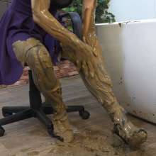 MostWam: Megan Muddy Bath Training