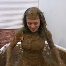 MostWam: Megan Muddy Bath Training