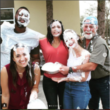 Pinhead: Instagram pie fight