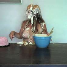 Messygirl: Time to Make the Pies with Mrs. Bee