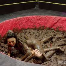 wamfan: Mud Wrestling Video: Pinned in Mud