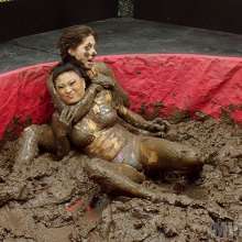 wamfan: Mud Wrestling Video: Pinned in Mud