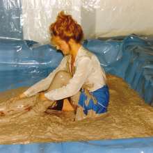 katew: Mirrel's mud bath