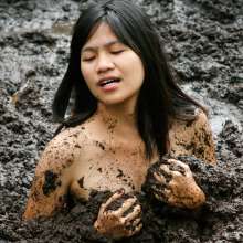 dlodoski: Jolly, Teasing in Peat--Photos