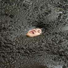 dlodoski: Jolly, Teasing in Peat--Photos