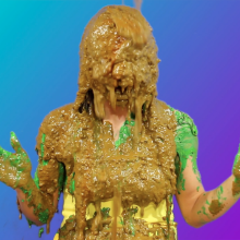 PieZone: First Scene of 2019: Jess Gets The Green Slop!