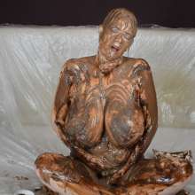 MessyCleo: Come and play with me. I tell you how to get messy and make you cum!