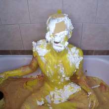 Alexxx: Alex Bathes in Condiments