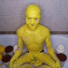 Alexxx: Alex Bathes in Condiments
