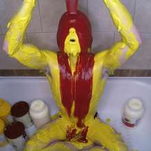 Alexxx: Alex Bathes in Condiments