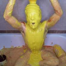 Alexxx: Alex Bathes in Condiments