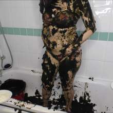TheGungeZone: Bad Dolly's Messy Mud Bath