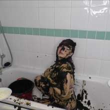 TheGungeZone: Bad Dolly's Messy Mud Bath