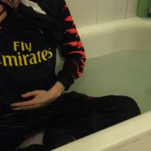 vro: Bath with Adidas Hoodie Joggers Soccer Kit and Nike AF1