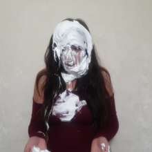 Top Messy Girls: Big Pies in the Face of the Head