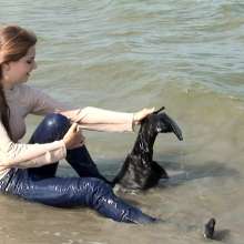 EuroWAMstore: Caroline Wets Her Boots and Jeans