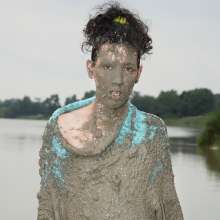 FOXY: Sweater in mud--download