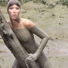 FOXY: Muddy encasement 2