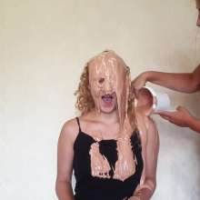 Top Messy Girls: Girl Gets Chocolate on Her Hair