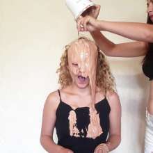 Top Messy Girls: Girl Gets Chocolate on Her Hair