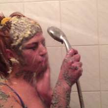 Top Messy Girls: Girl Swimsuit Shower after Slime Feathers.