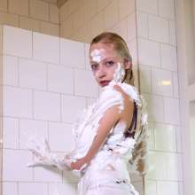 eileenvogel: Eileen and tons of shaving foam