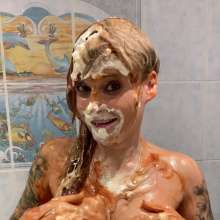 KatrinaMessyMilf: Katrina Sploshing with Sauces
