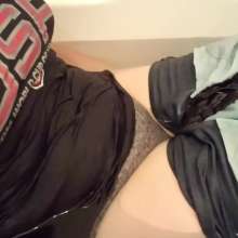 MadelineOasis: Jeans, Tee Shirt, Sweat-shirt in Shower