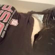 MadelineOasis: Jeans, Tee Shirt, Sweat-shirt in Shower