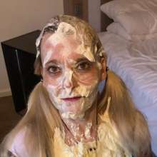 KatrinaMessyMilf: Schoolgirl Katrina Gets Pied