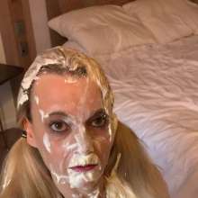 KatrinaMessyMilf: Schoolgirl Katrina Gets Pied