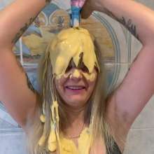 KatrinaMessyMilf: Sexy Milf Gets Messy with Custard