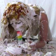 Messygirl: The Pie Seduction with Amy