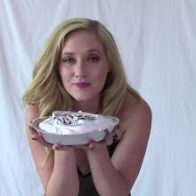 Messygirl: The Pie Seduction with Amy
