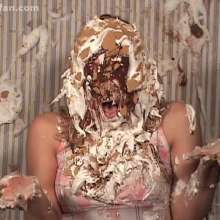 Anglefan: Liz debuts in pied fashion