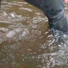 WetandMuddy: Video 48--Splashing Out