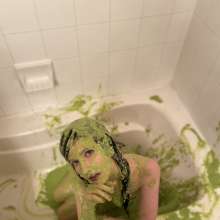 Slimed Models: LaRae gets Slimed for the First Time with Slimed Models