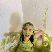 Slimed Models: LaRae gets Slimed for the First Time with Slimed Models