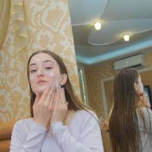 Wet Live Team: Anhelina Puts on Makeup and Then Goes Completely