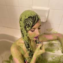 Slimed Models: LaRae gets Slimed for the First Time with Slimed Models
