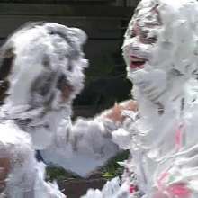 wamtec: Foam Play with Tatiana and Roxanne