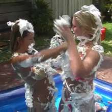 wamtec: Foam Play with Tatiana and Roxanne