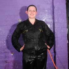 DungeonMasterOne: Hairwash in Black with Rosemary and lots of shampoo!